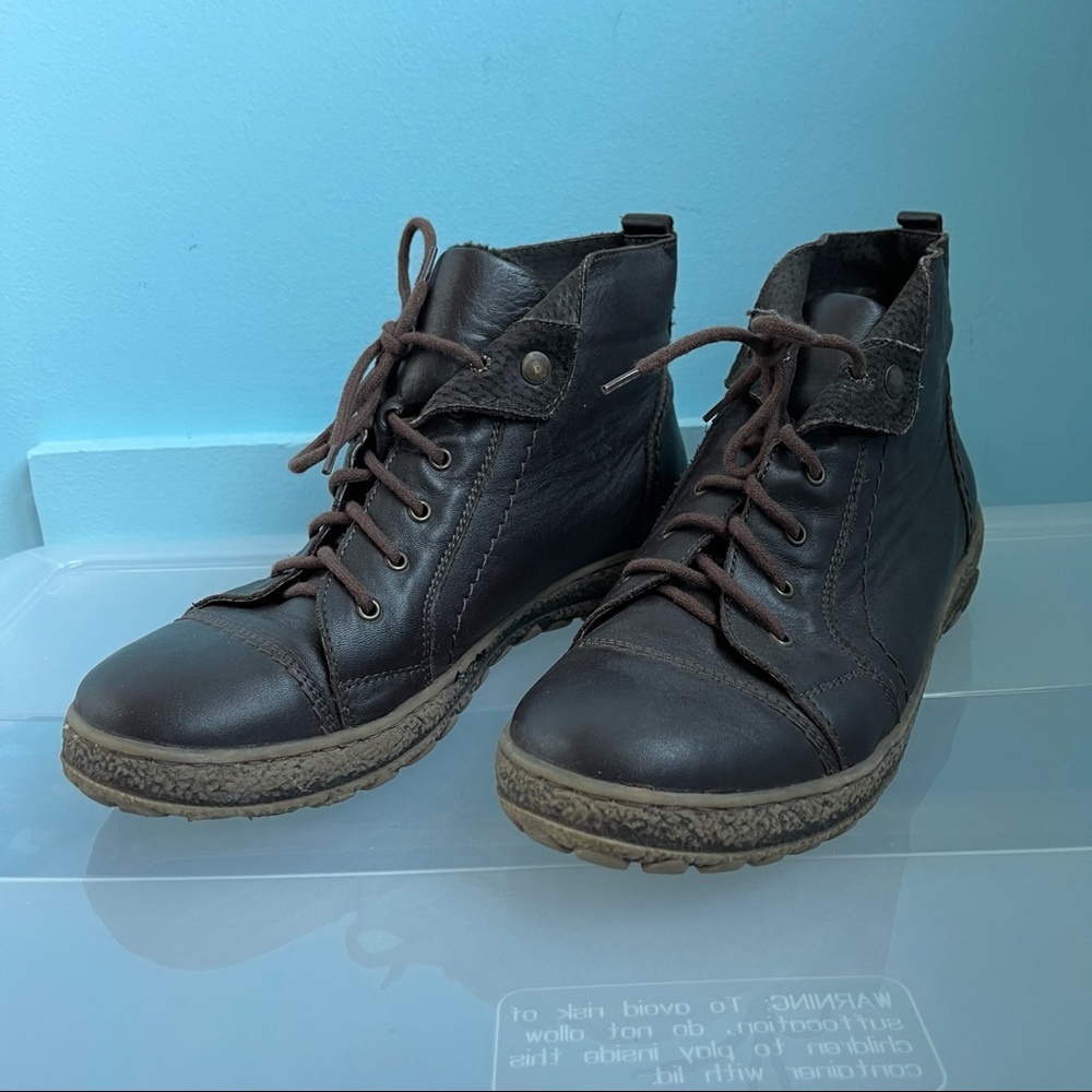 Leather Hiking Boots